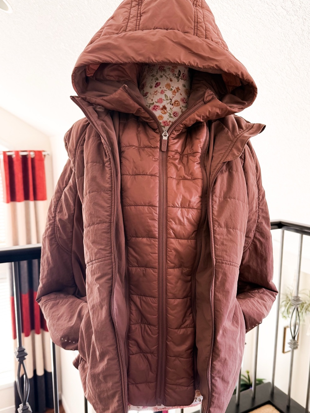 lululemon athletica Another Mile Jacket in Dusty Mauve